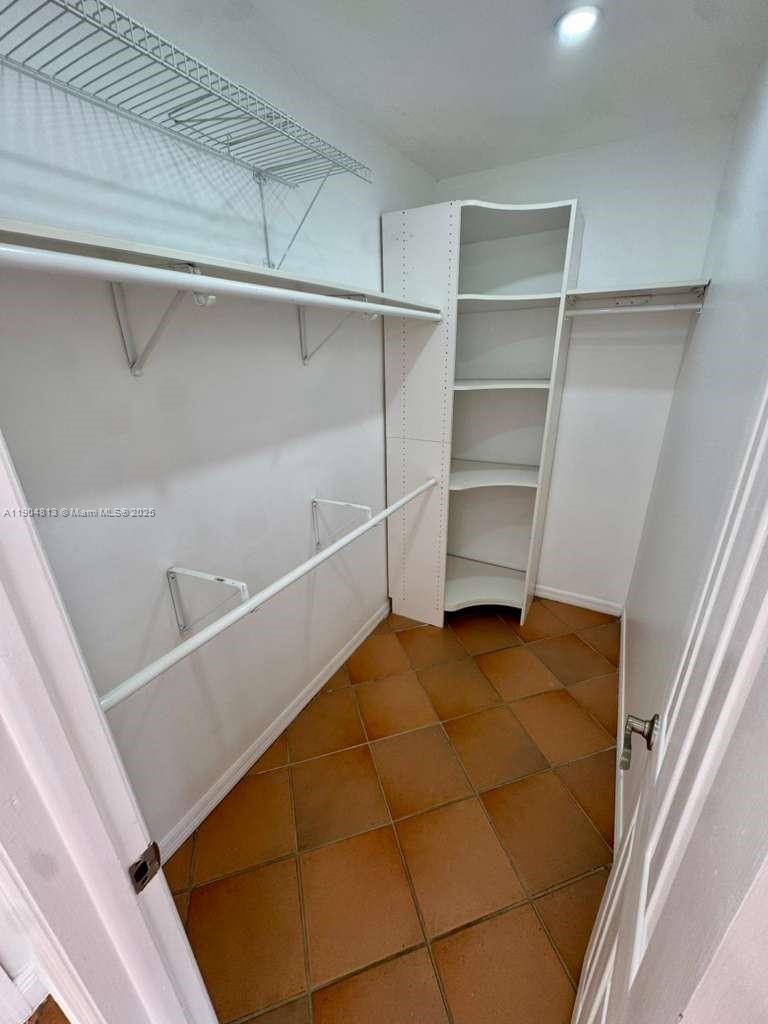 POINCIANA POINTE PHASE 1 - Residential Lease