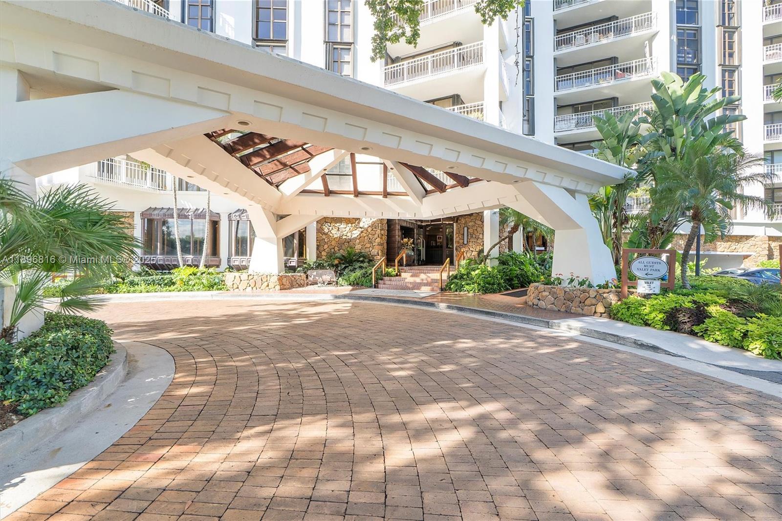 View photos, virtual tours, details... 4000 Towerside Ter 402