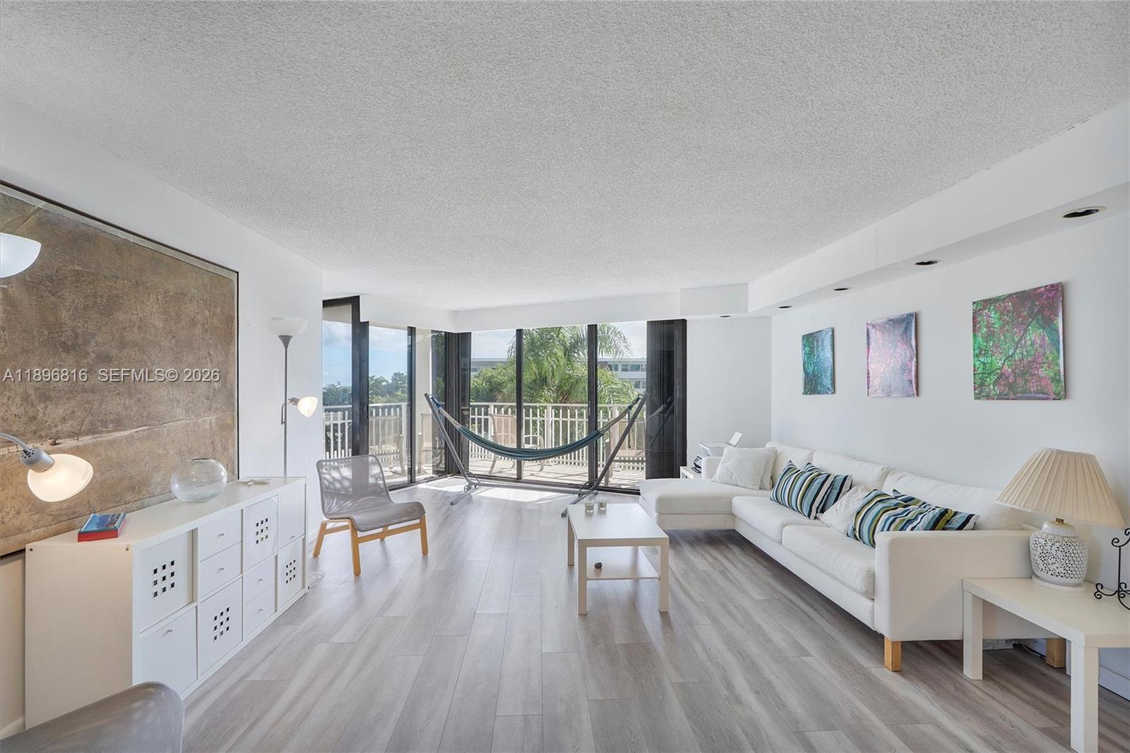 4000 Towerside Ter 402