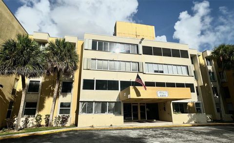 6911 SW 147th Ave 3C Miami FL 33193