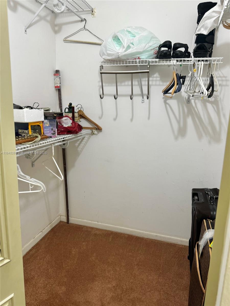 SOVEREIGNS CONDO - Residential