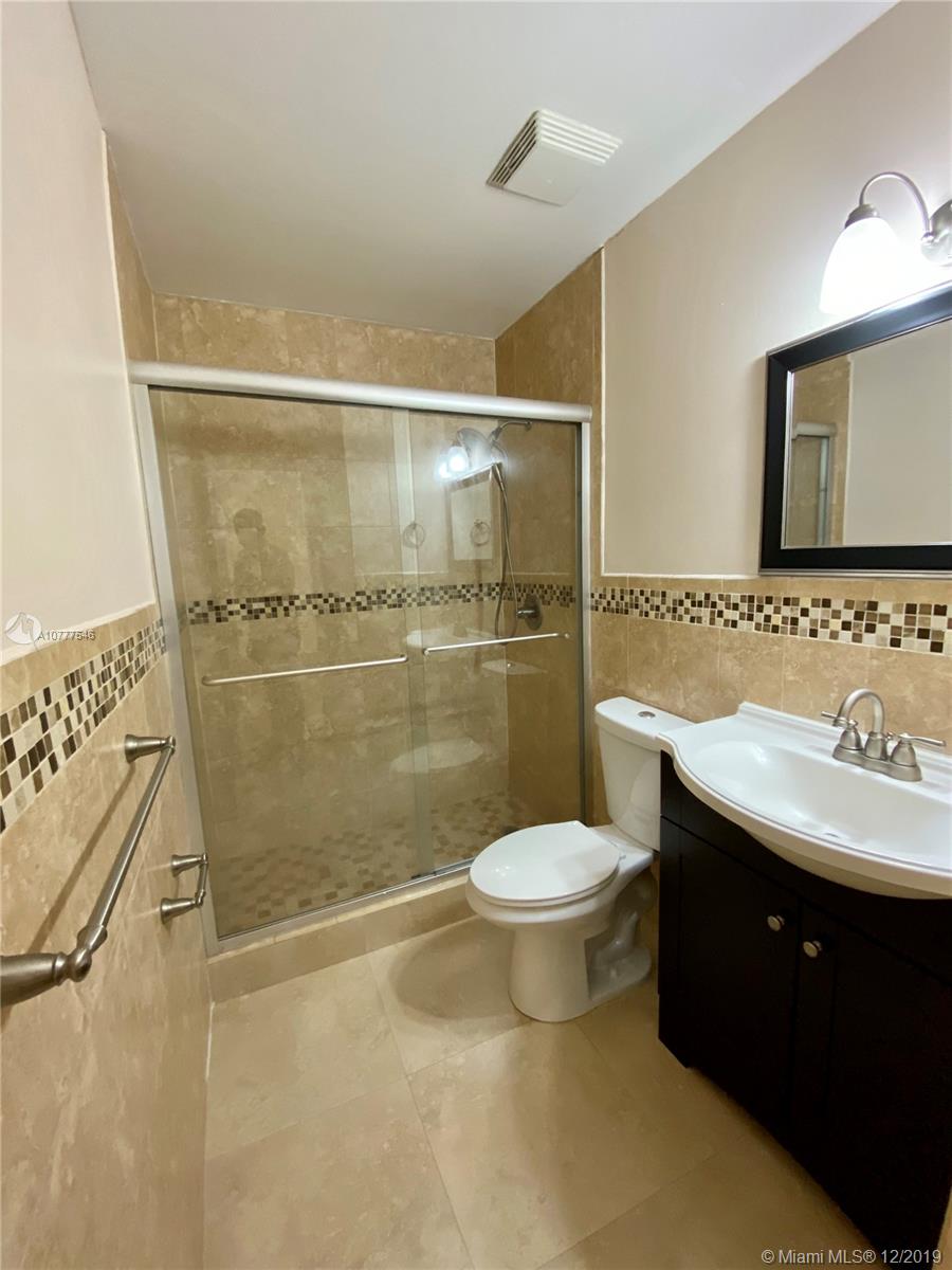 CHATEAUBLEAU VILLAS AT MI - Residential Lease