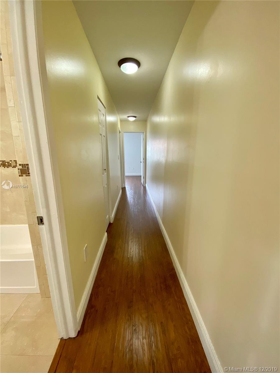 CHATEAUBLEAU VILLAS AT MI - Residential Lease