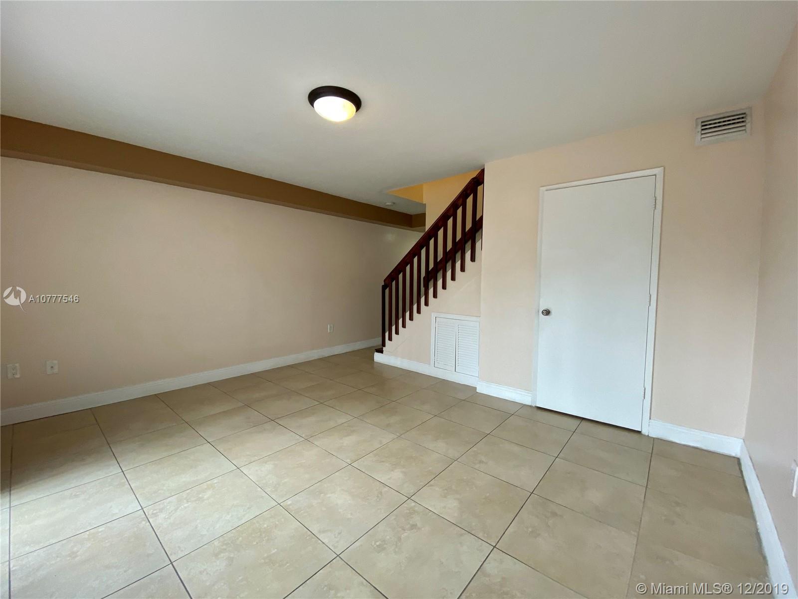 CHATEAUBLEAU VILLAS AT MI - Residential Lease