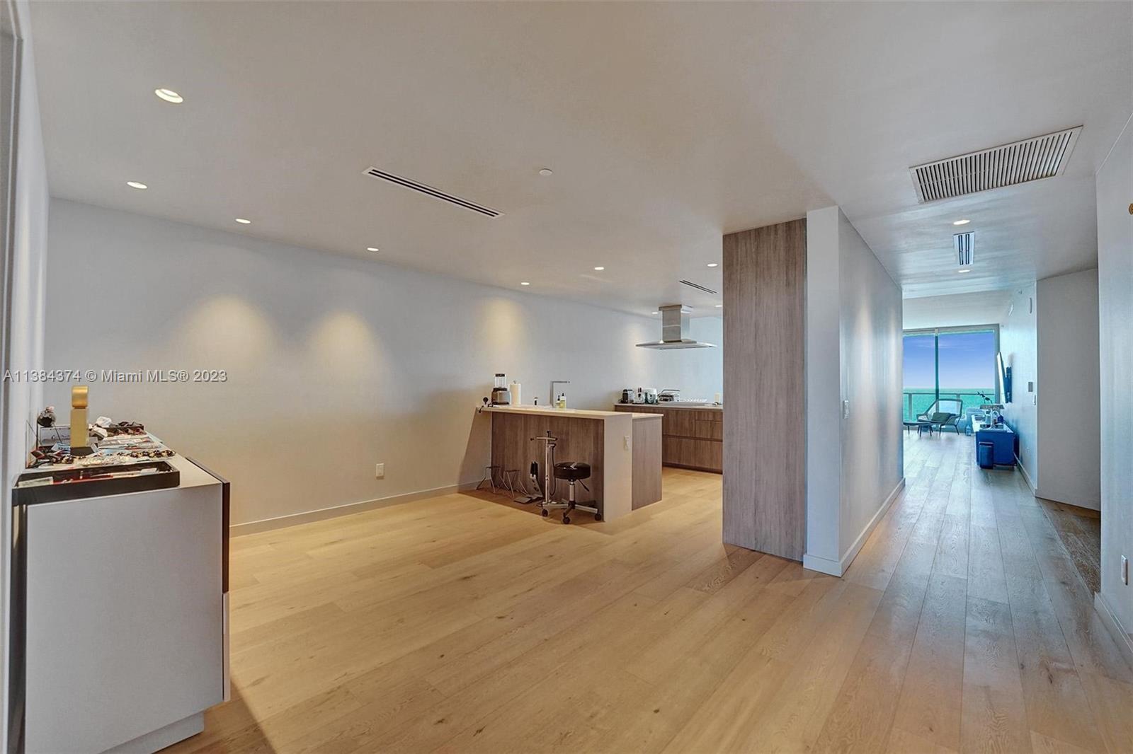 OCEANA KEY BISCAYNE CONDO - Residential