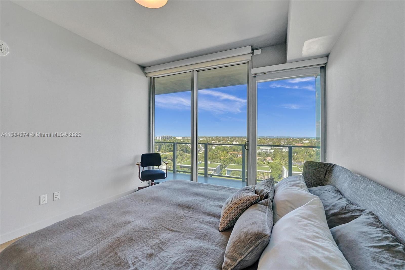 OCEANA KEY BISCAYNE CONDO - Residential