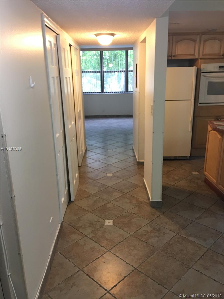 Three bedroom two bath unit in the heart of Aventura! Property is within walking distance to Aventura Circle, Aventura mall, Grocery Stores, Houses of Worship and across the street from the soon to be open Park Sqaure. The unit features a large open floor plan with enclosed balcony, washer/dryer in unit, assigned parking space and much more!