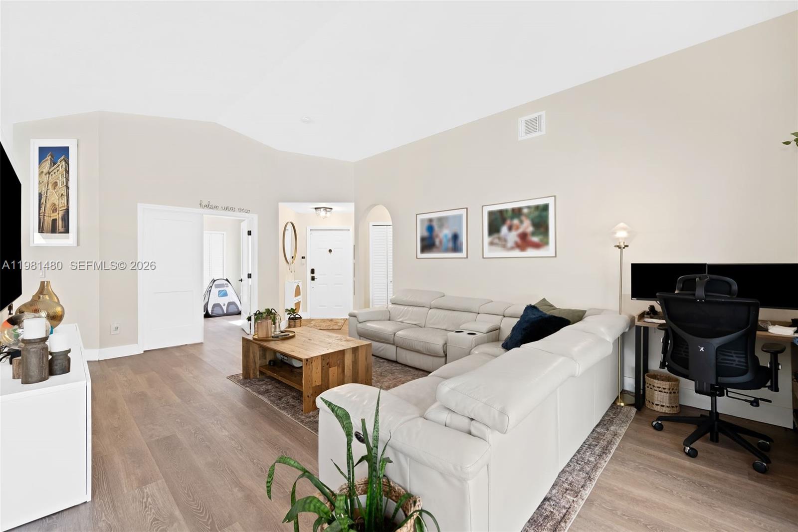 TWIN ACRES - Residential