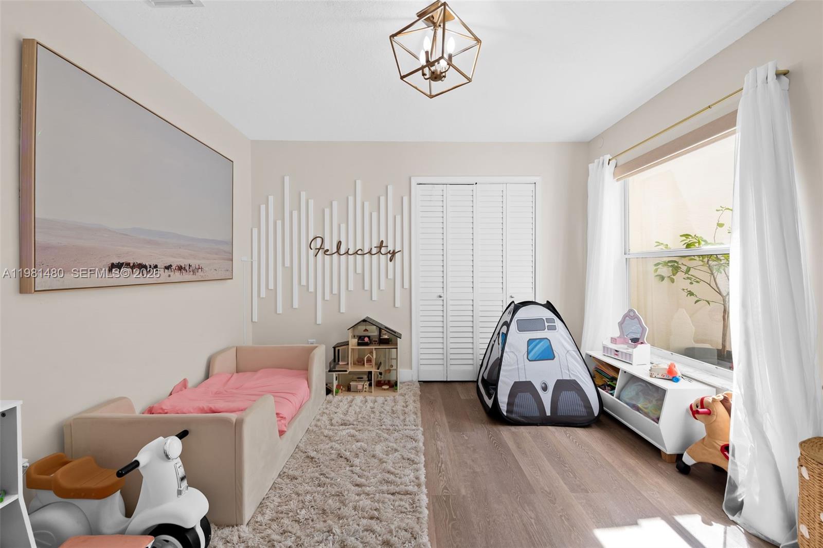 TWIN ACRES - Residential