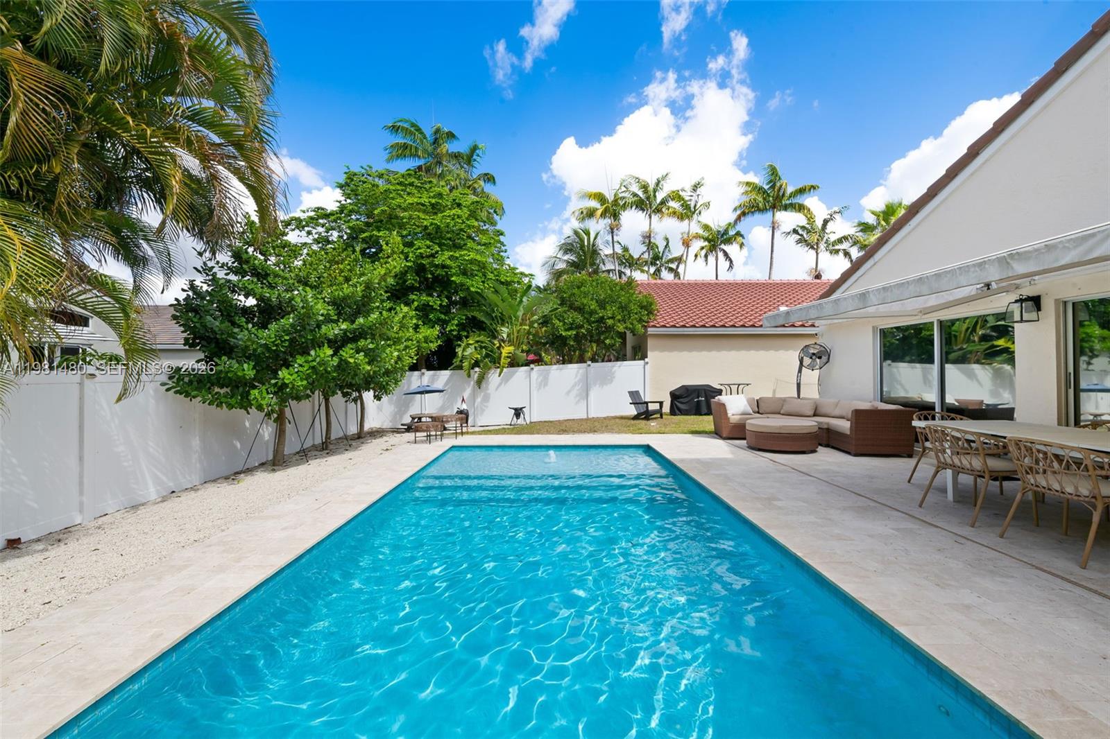 TWIN ACRES - Residential