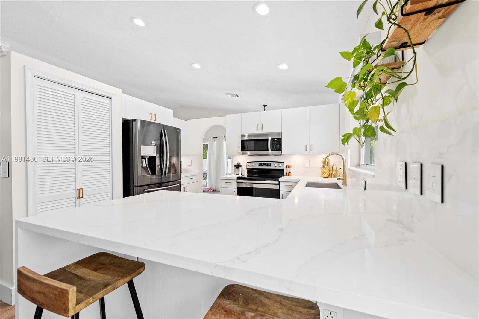 TWIN ACRES - Residential