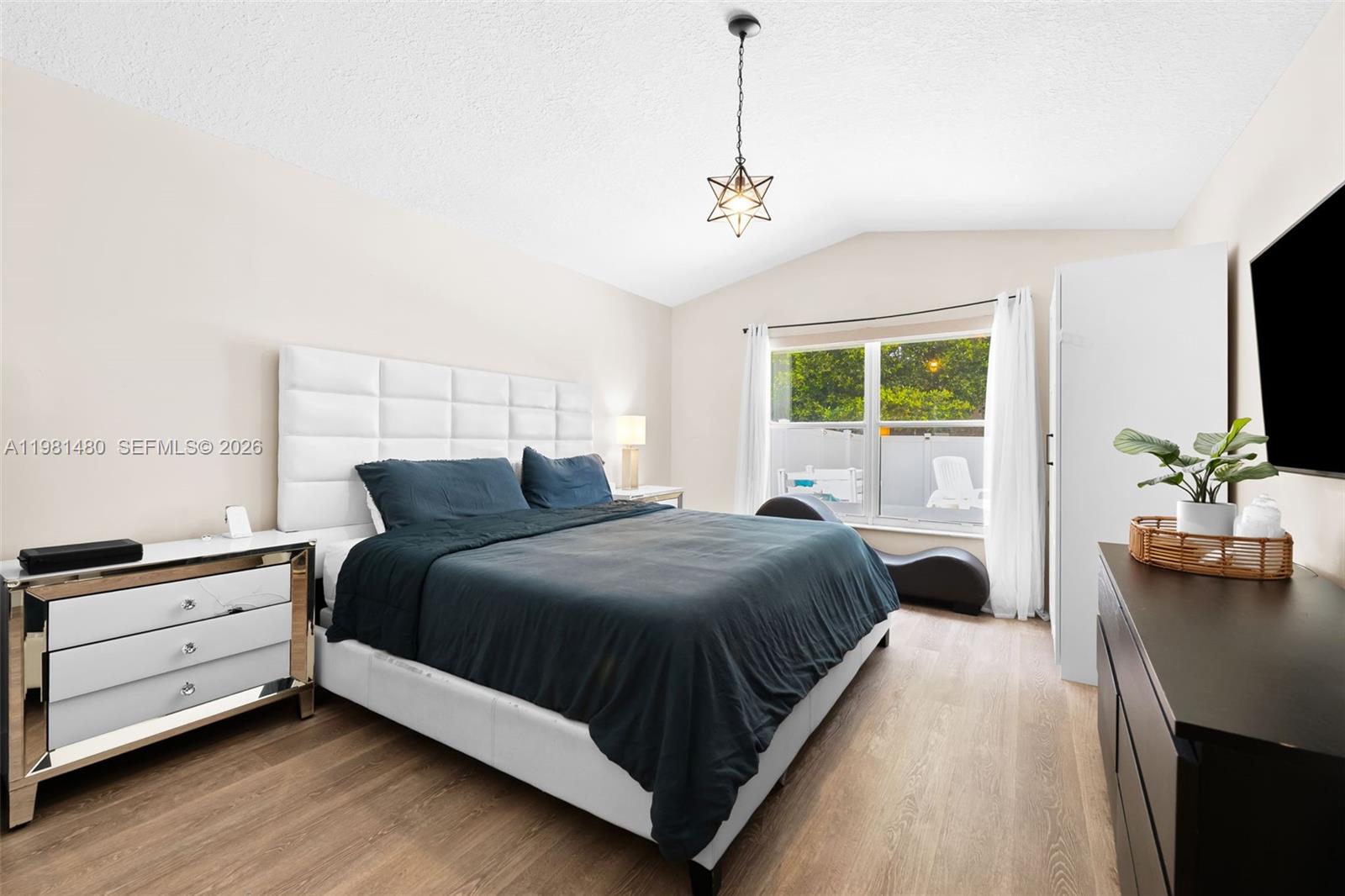 TWIN ACRES - Residential