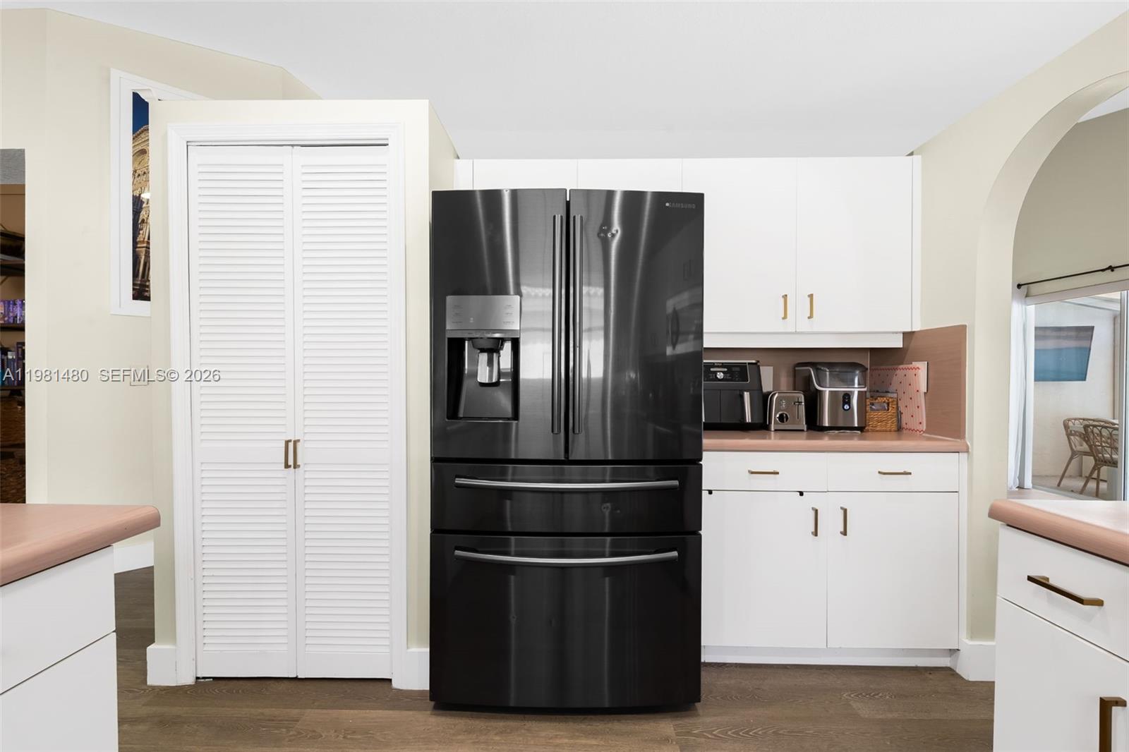 TWIN ACRES - Residential