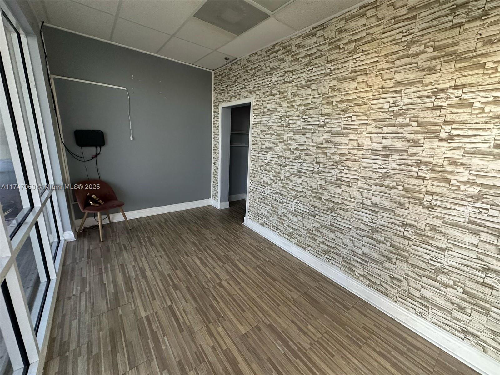 LOCATION LOCATION LOCATION.....Great frontage to 690, with a high vehicle affluence. This beautiful ShoppingCenter has captivated the area. Vivid colors that attract customers with a fresh look. . 2 Months security Deposit1st Month in advance. + Sales Tax