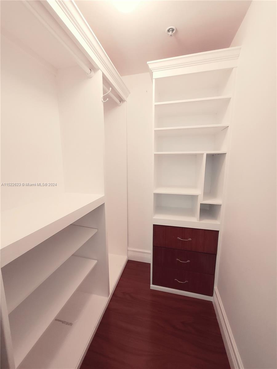 THE SAIL CONDO - Residential Lease