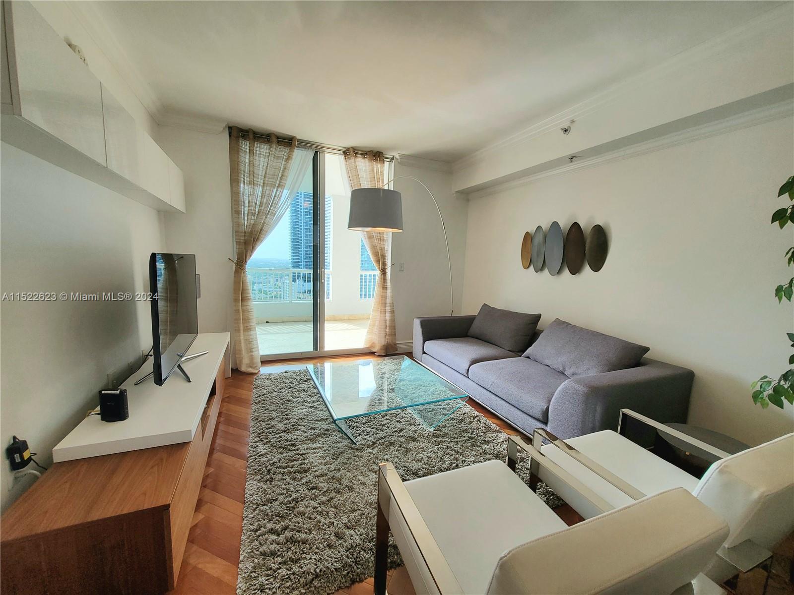 THE SAIL CONDO - Residential Lease