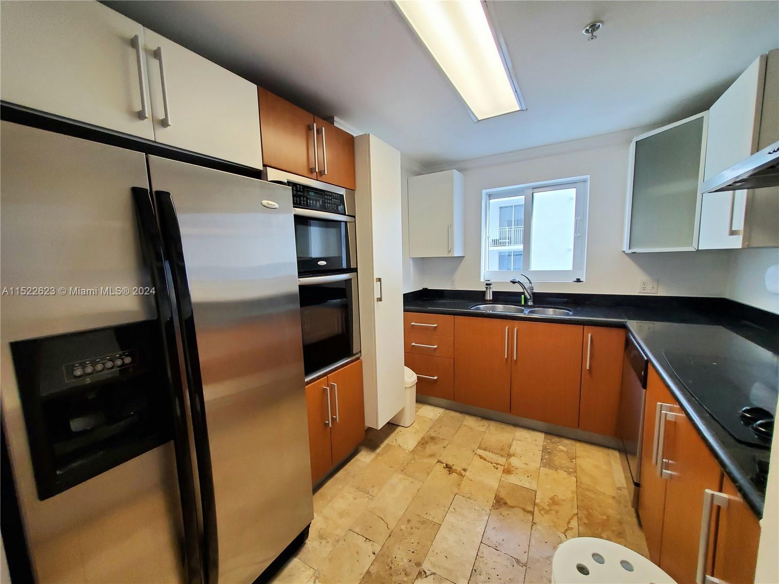 THE SAIL CONDO - Residential Lease