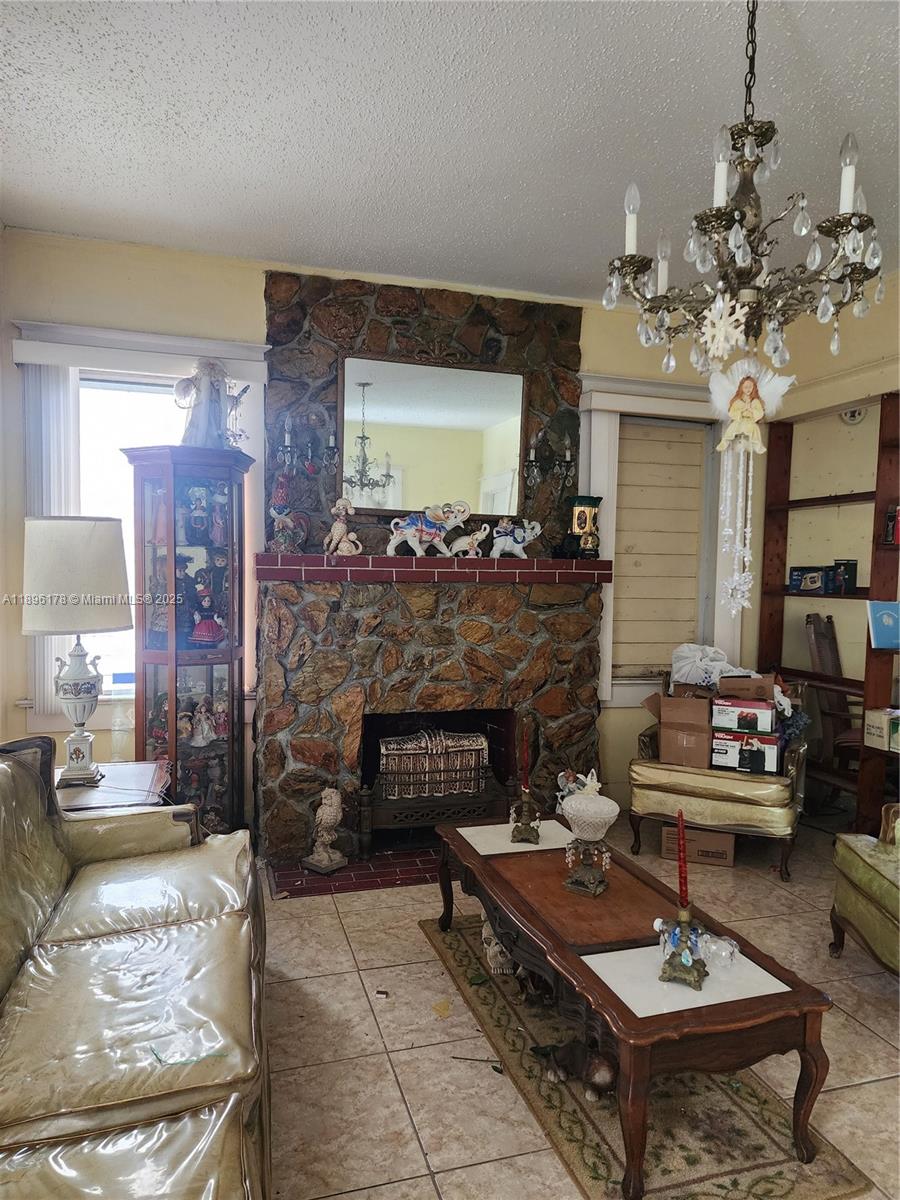 LAWRENCE ESTATES LAND COS - Residential