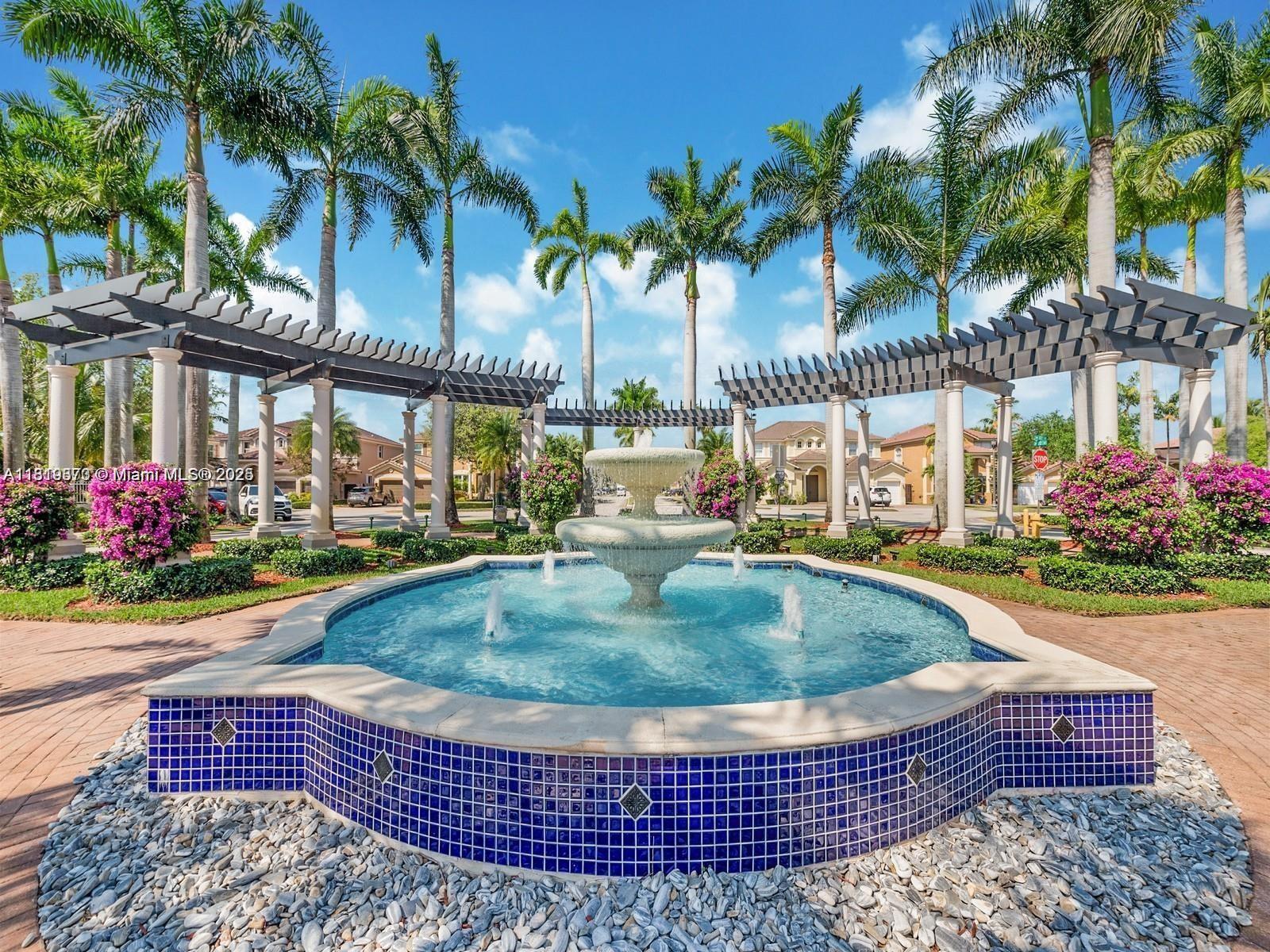 KENDALL BREEZE SOUTH - Residential