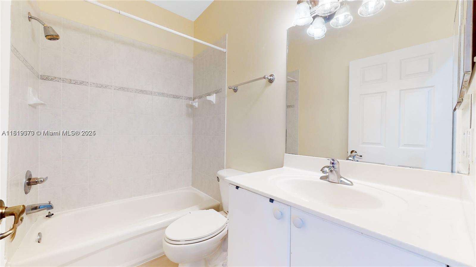 KENDALL BREEZE SOUTH - Residential