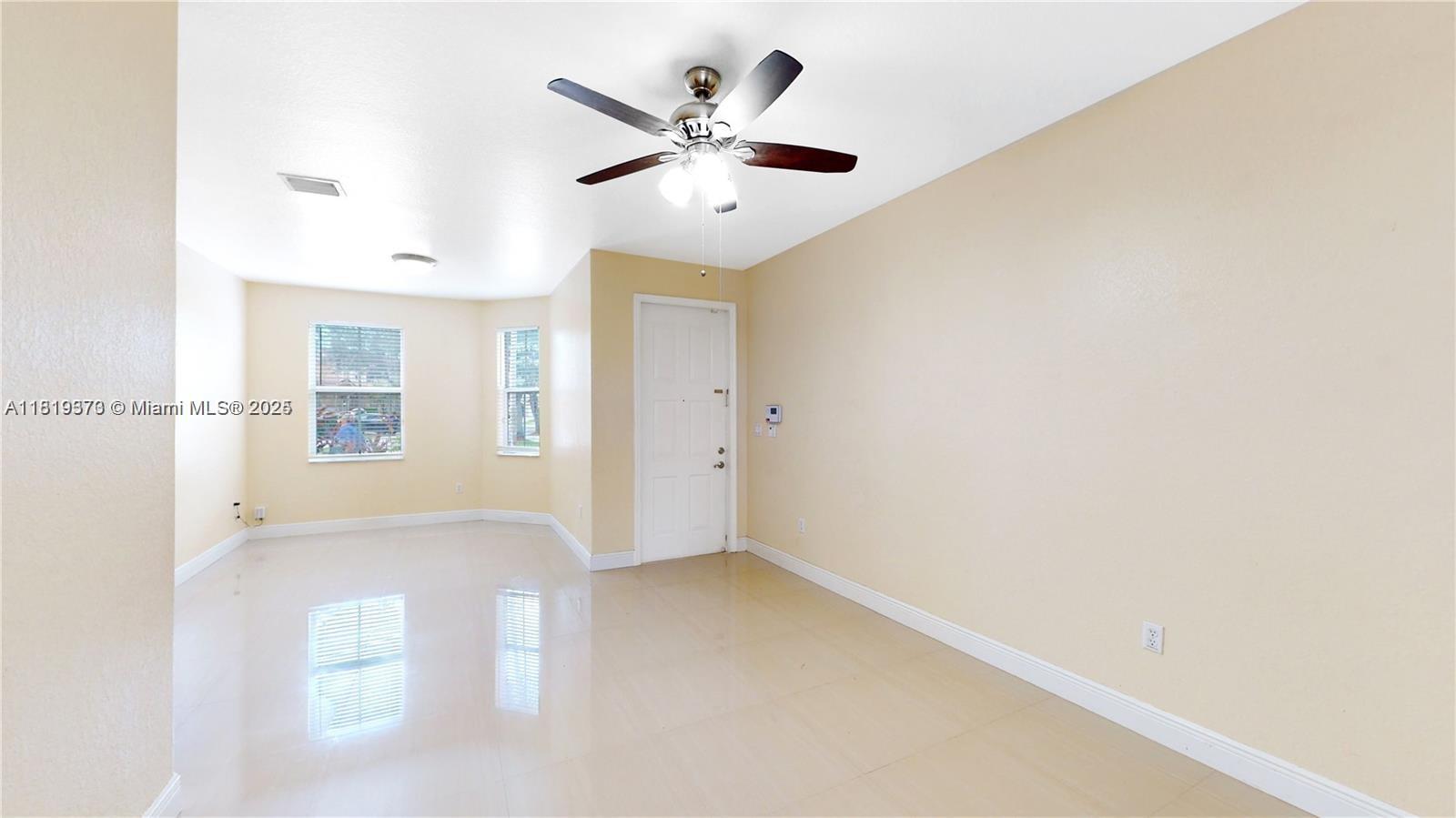 KENDALL BREEZE SOUTH - Residential
