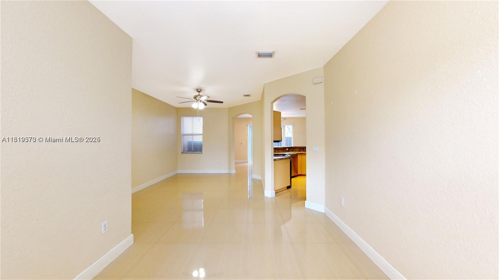 KENDALL BREEZE SOUTH - Residential