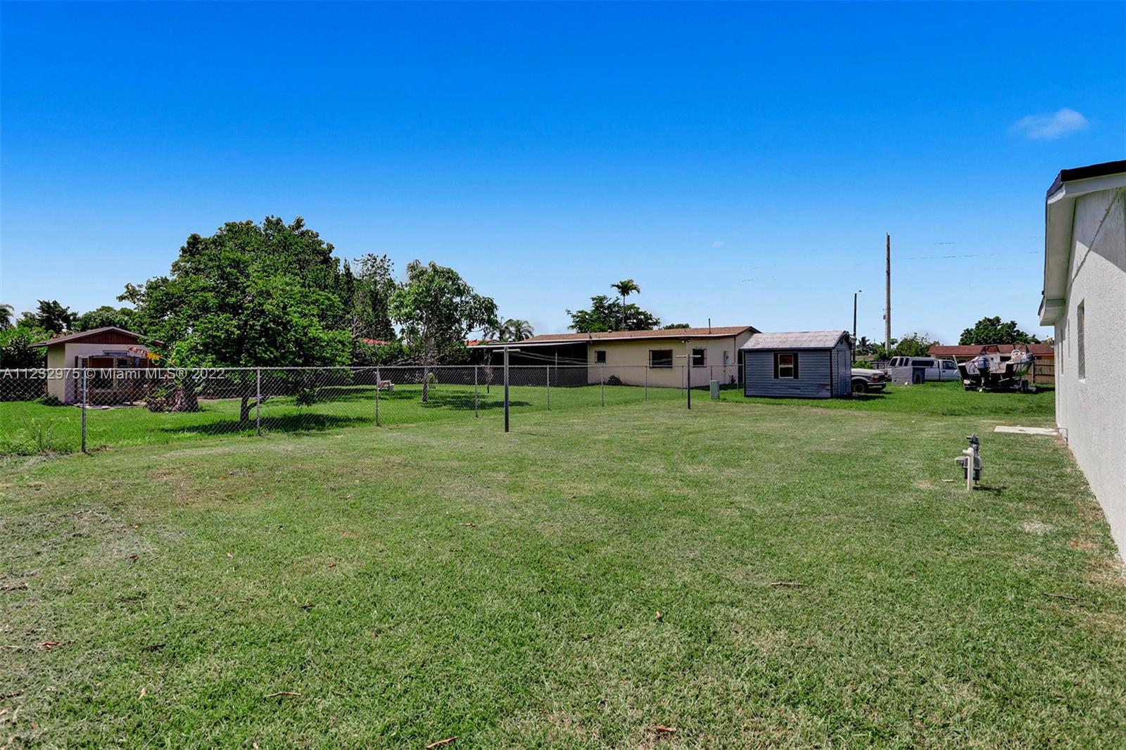 9TH ADDN TO RICHMOND HEIG - Residential