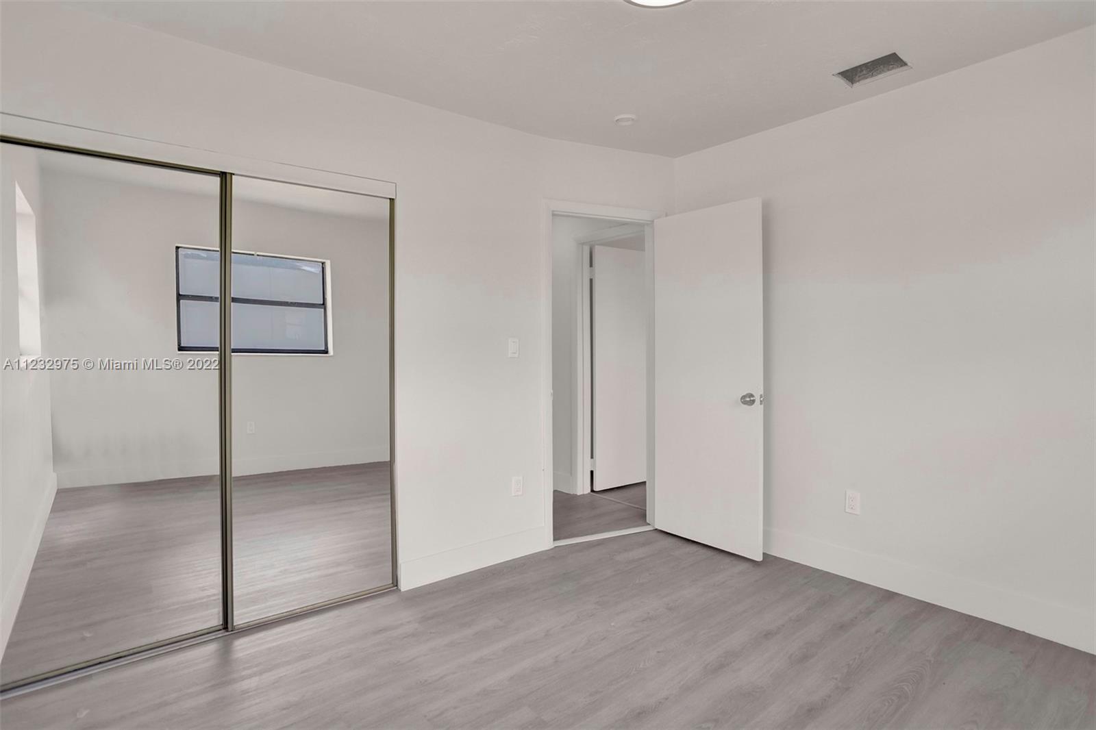 9TH ADDN TO RICHMOND HEIG - Residential