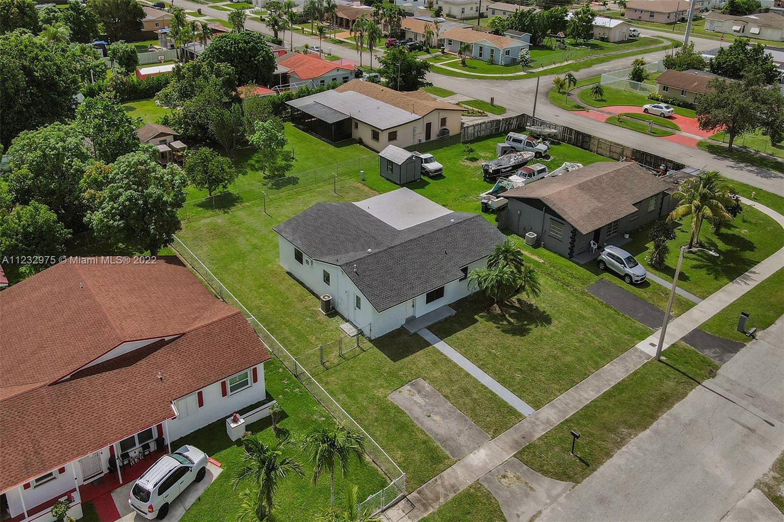 9TH ADDN TO RICHMOND HEIG - Residential