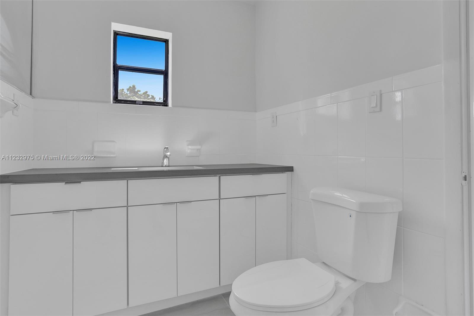 9TH ADDN TO RICHMOND HEIG - Residential