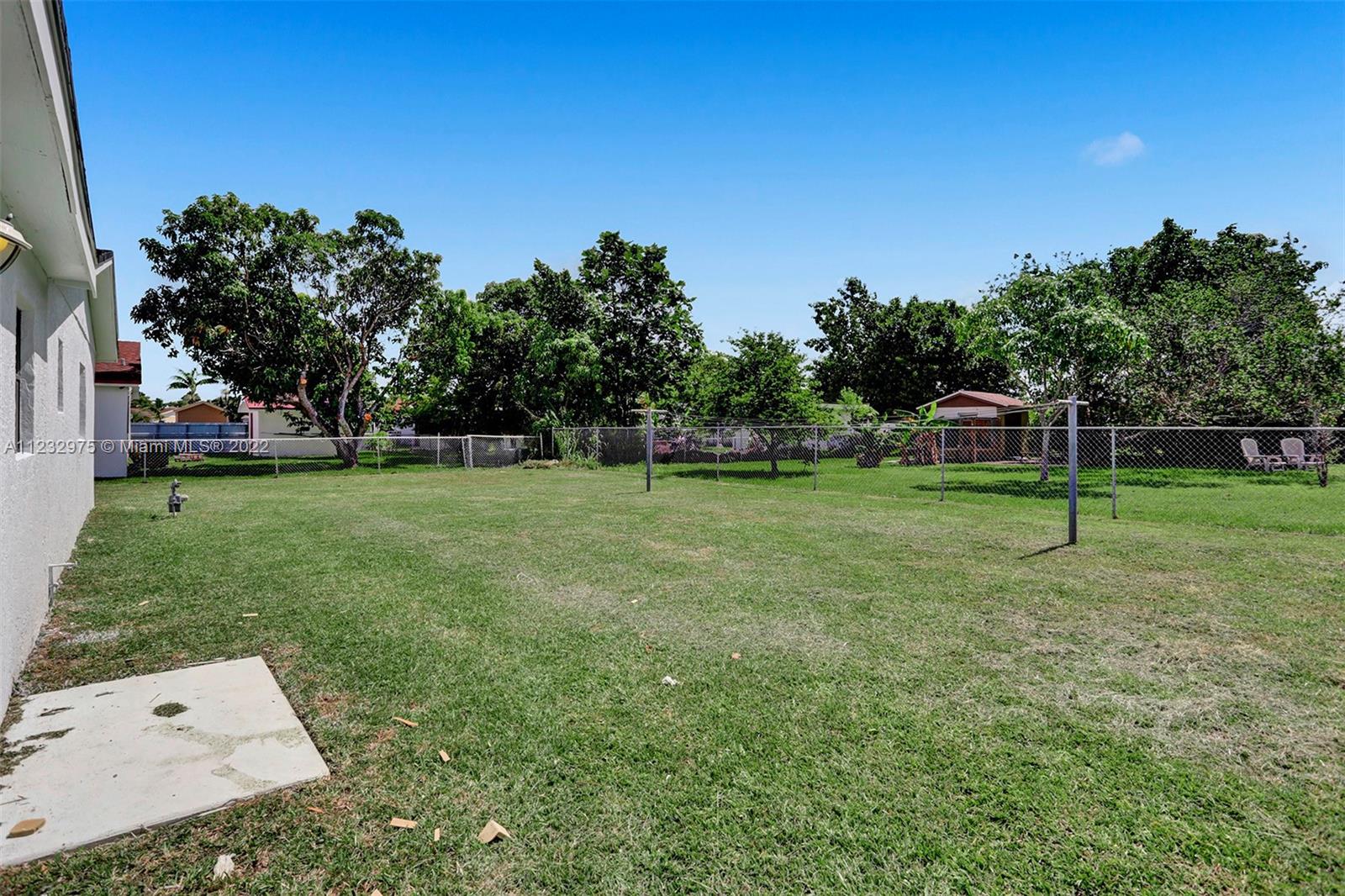 9TH ADDN TO RICHMOND HEIG - Residential