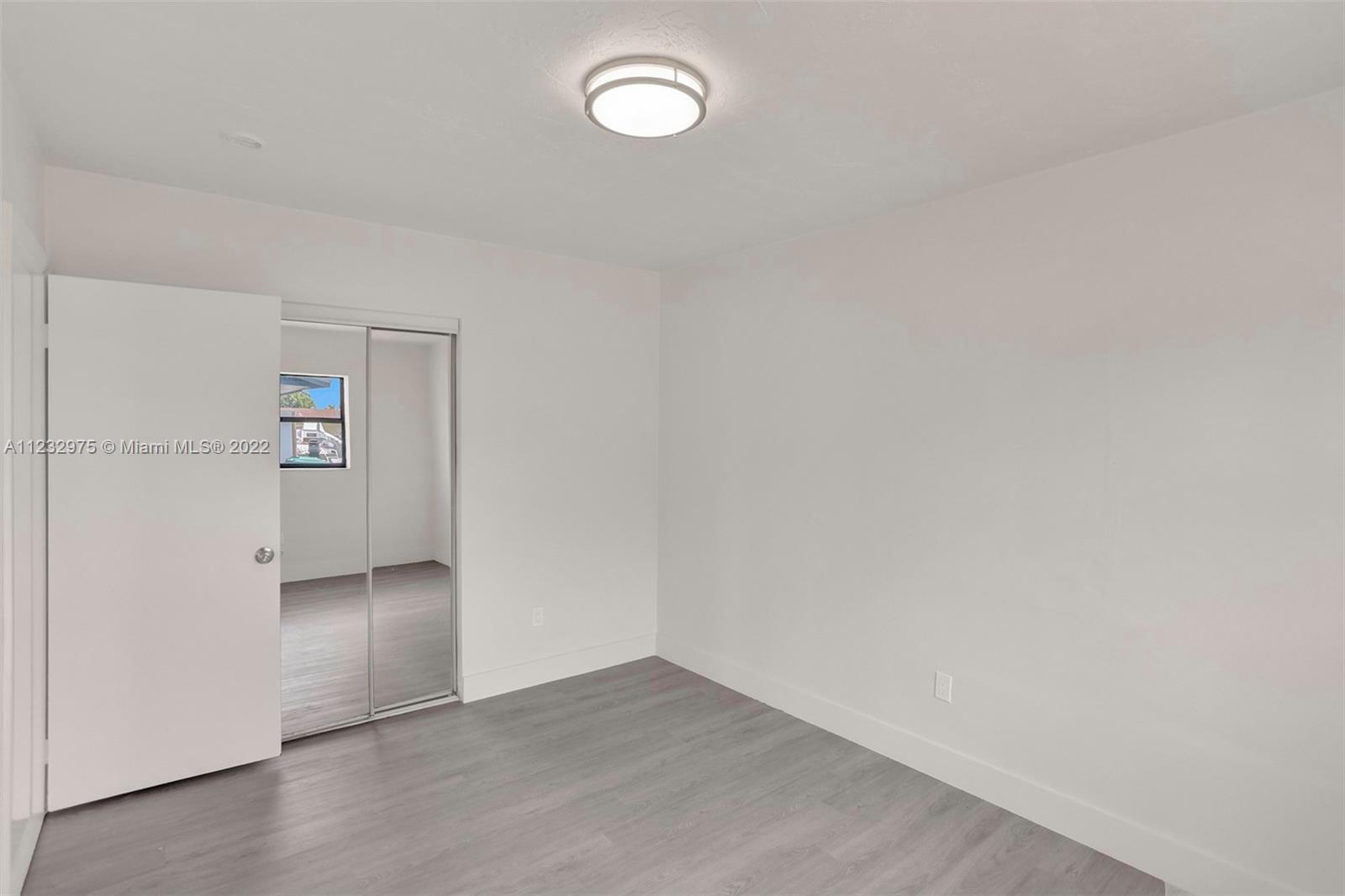 9TH ADDN TO RICHMOND HEIG - Residential