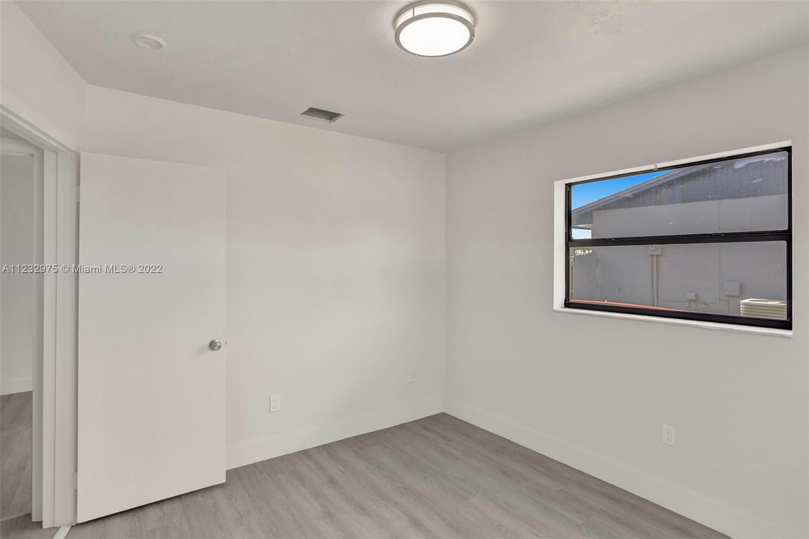 9TH ADDN TO RICHMOND HEIG - Residential