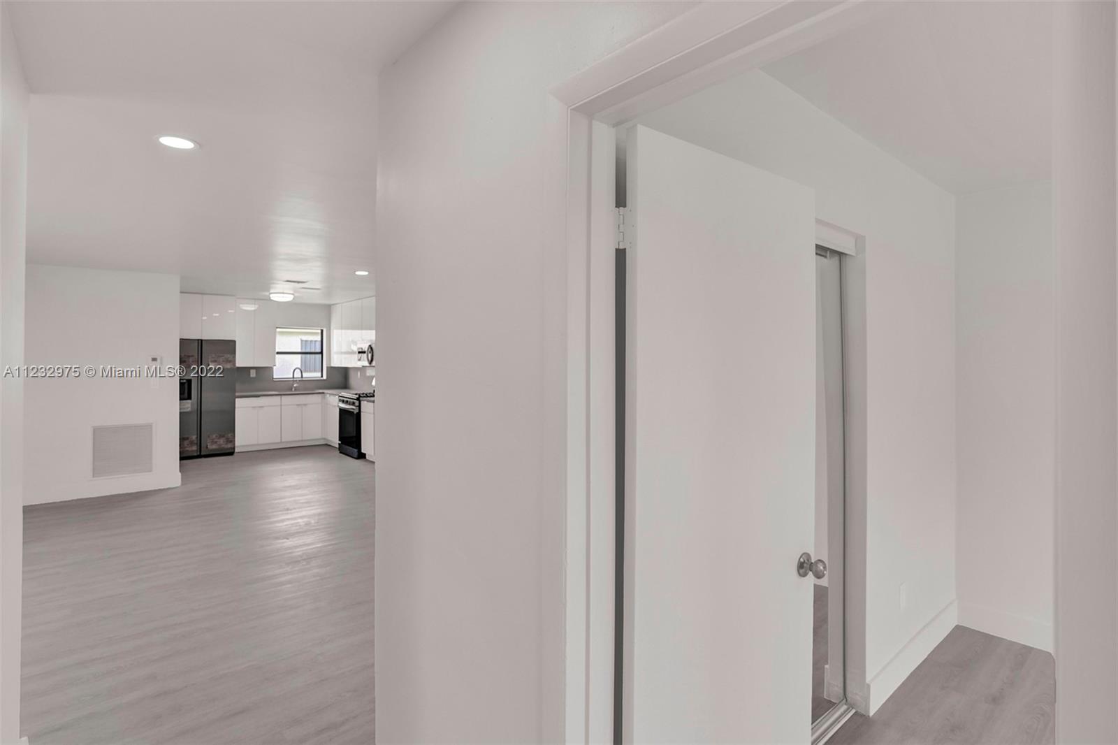 9TH ADDN TO RICHMOND HEIG - Residential