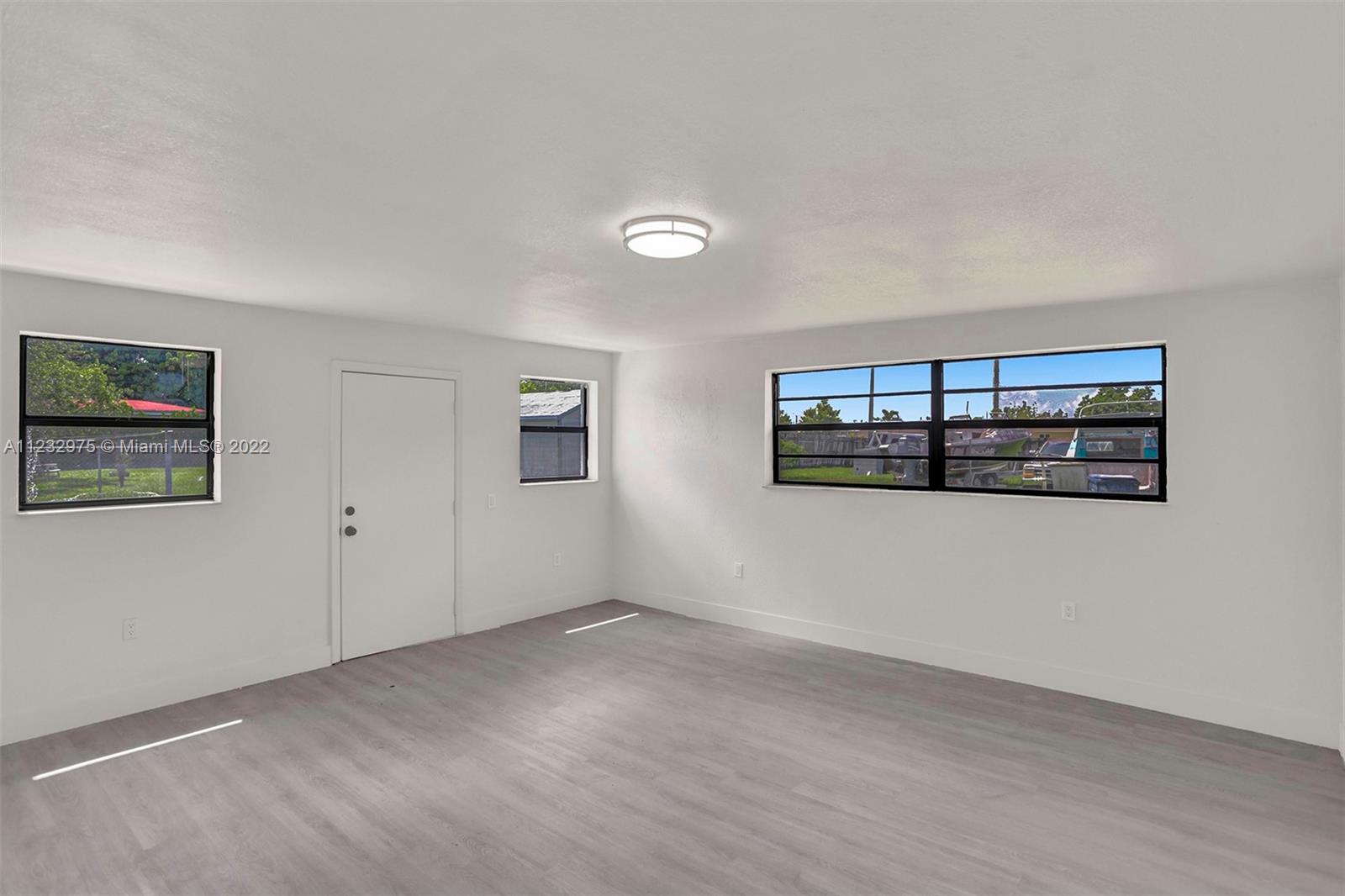 9TH ADDN TO RICHMOND HEIG - Residential