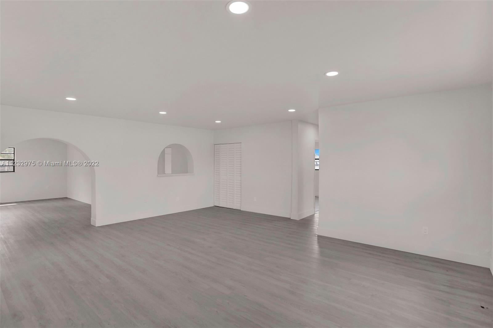 9TH ADDN TO RICHMOND HEIG - Residential