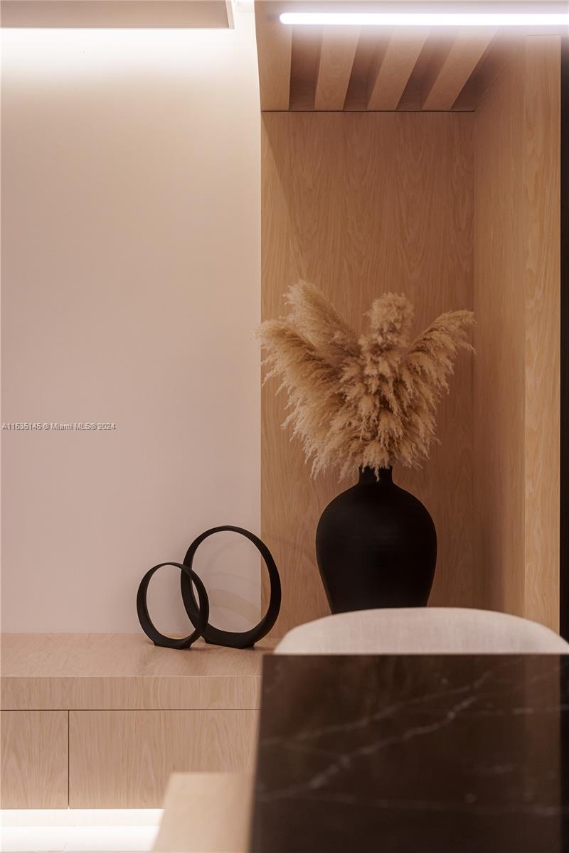 SEASIDE CONDO - Residential Lease