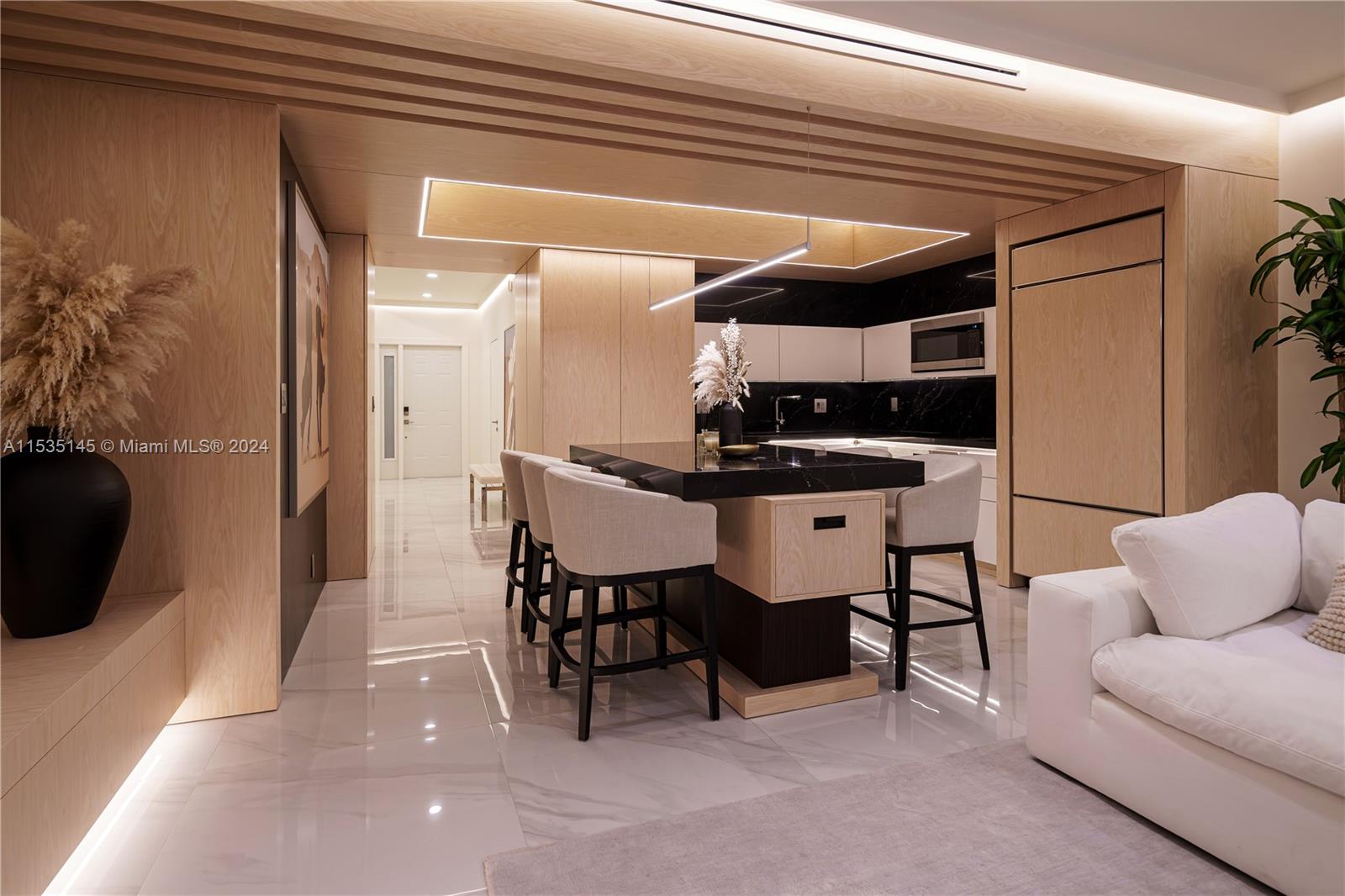 19115 Fisher Island Dr 19115