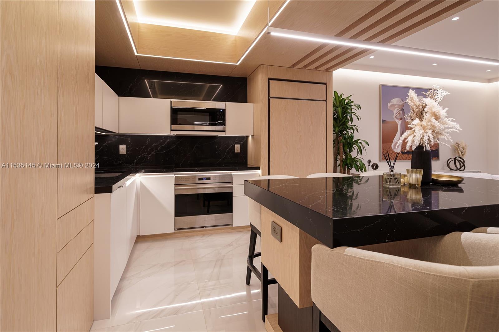 SEASIDE CONDO - Residential Lease