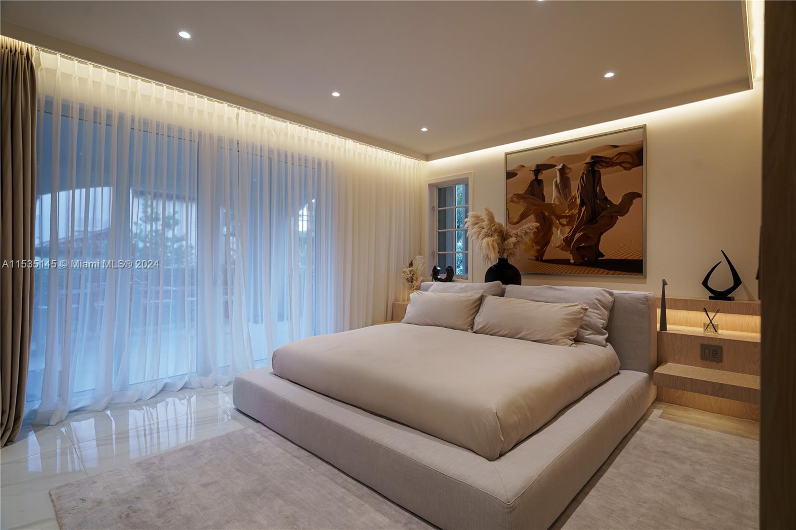 SEASIDE CONDO - Residential Lease