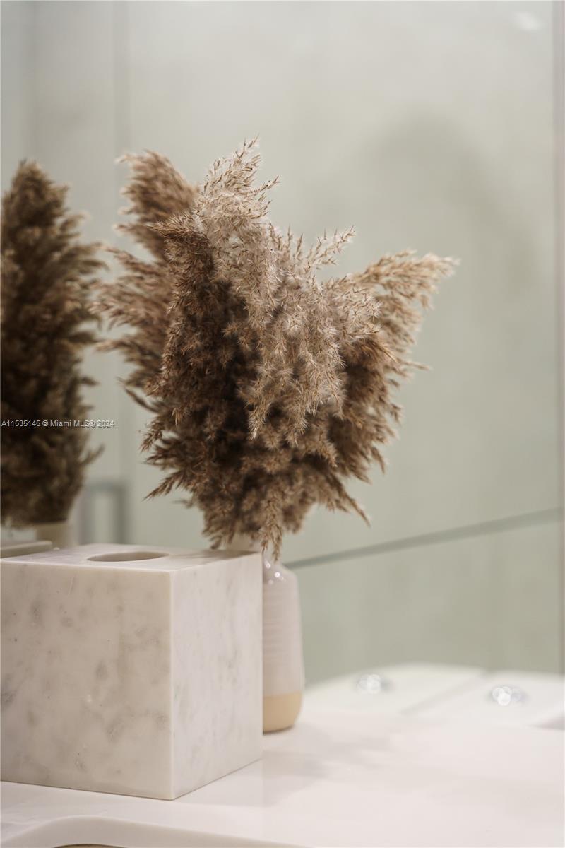 SEASIDE CONDO - Residential Lease