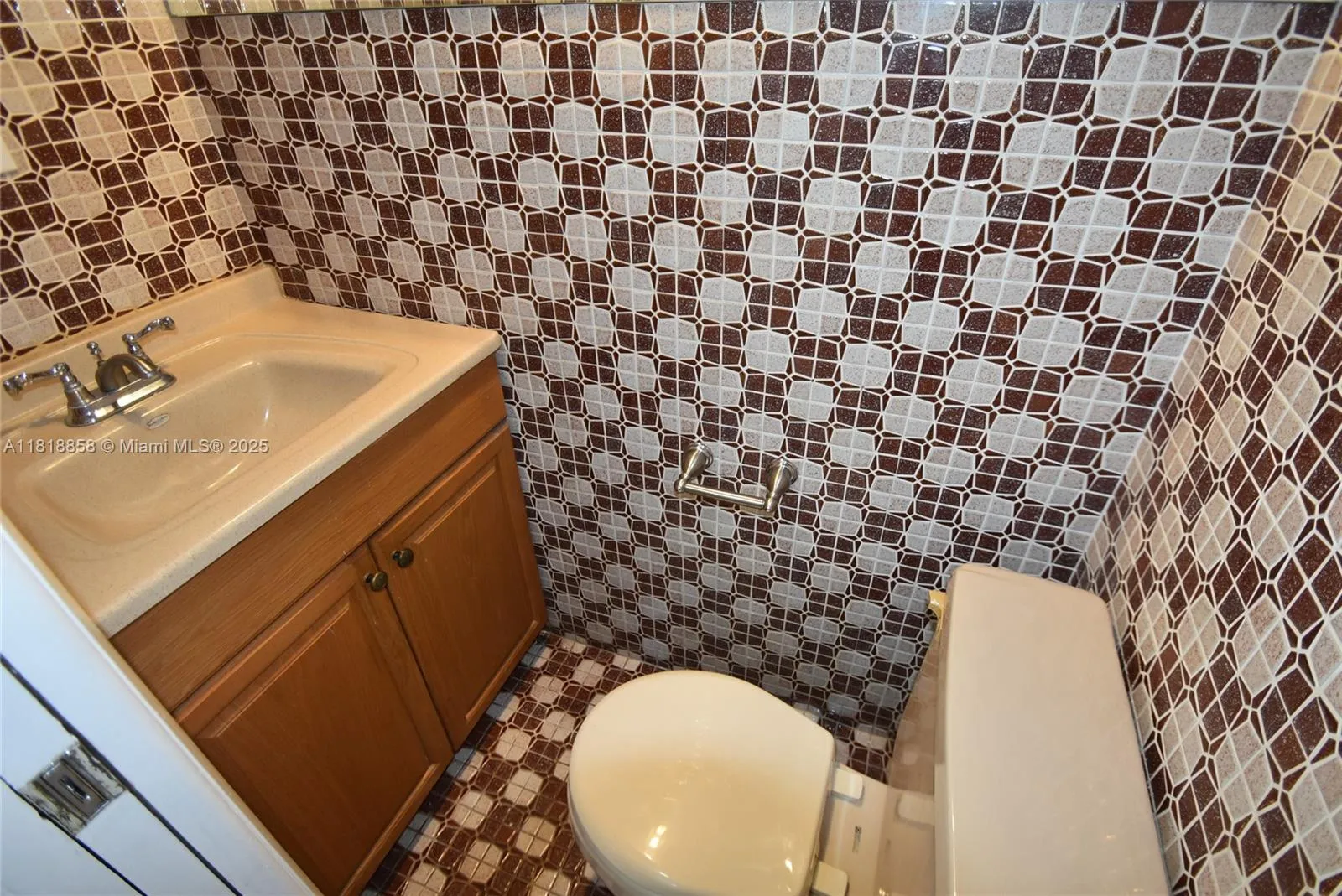 Miami, Florida 33174, United States, 3 Bedrooms Bedrooms, ,3 BathroomsBathrooms,Residential,Active,148491