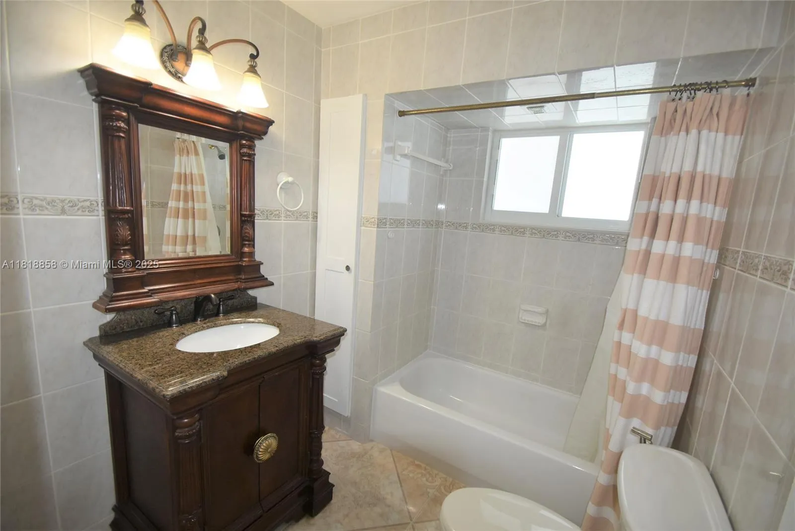 Miami, Florida 33174, United States, 3 Bedrooms Bedrooms, ,3 BathroomsBathrooms,Residential,Active,148491