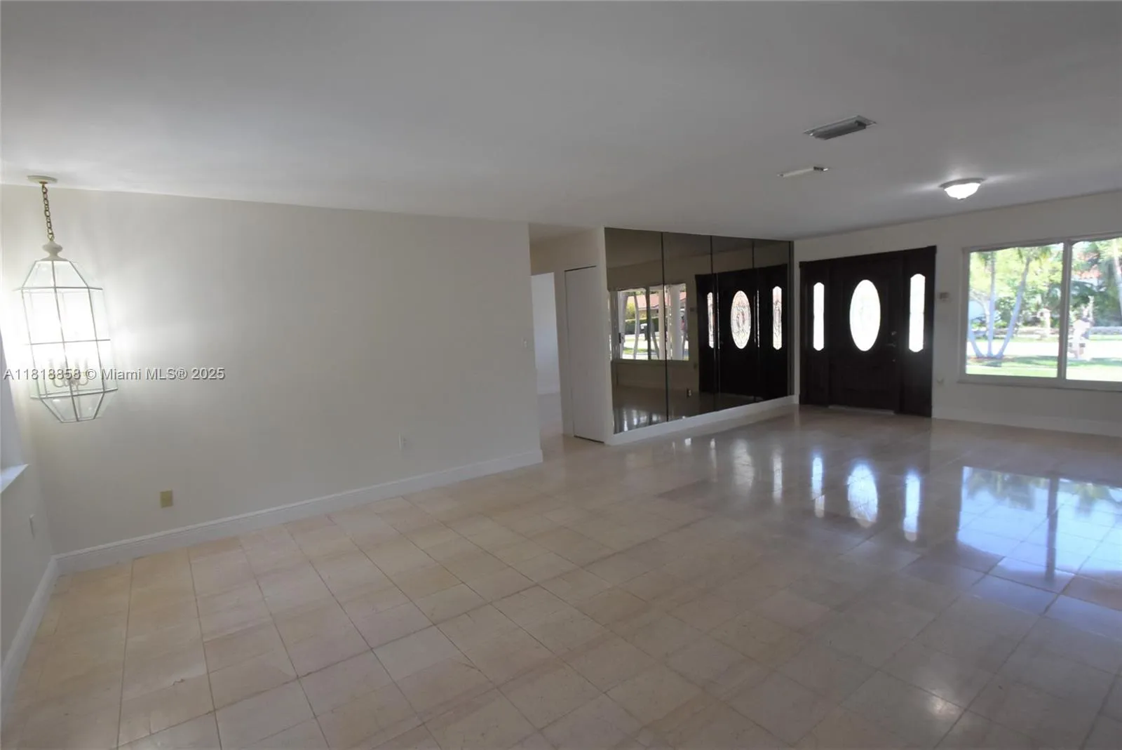 Miami, Florida 33174, United States, 3 Bedrooms Bedrooms, ,3 BathroomsBathrooms,Residential,Active,148491