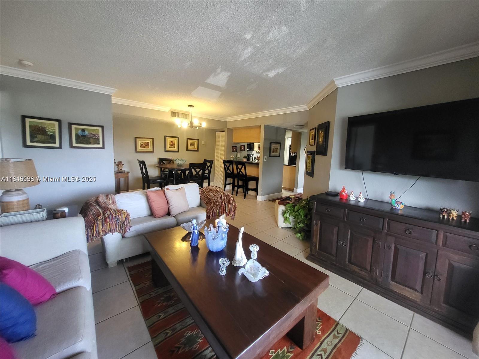 Spacious Palm Cove condo on the 2nd floor with 2 bedrooms 2 baths, full size washer and dryer inside the unit. Two oversized bedrooms, both with en-suite bathrooms and walk-in closets. One block away from Miami Dade College. One Assigned Parking and plenty of Guest Parking. No elevator.