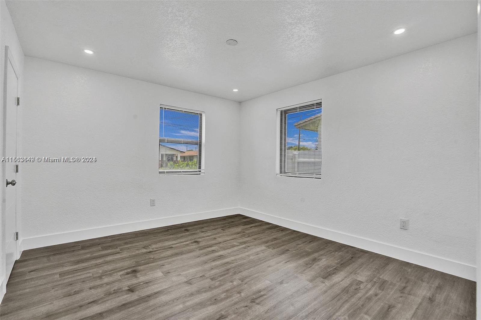 CARVER RANCHES - Residential Lease