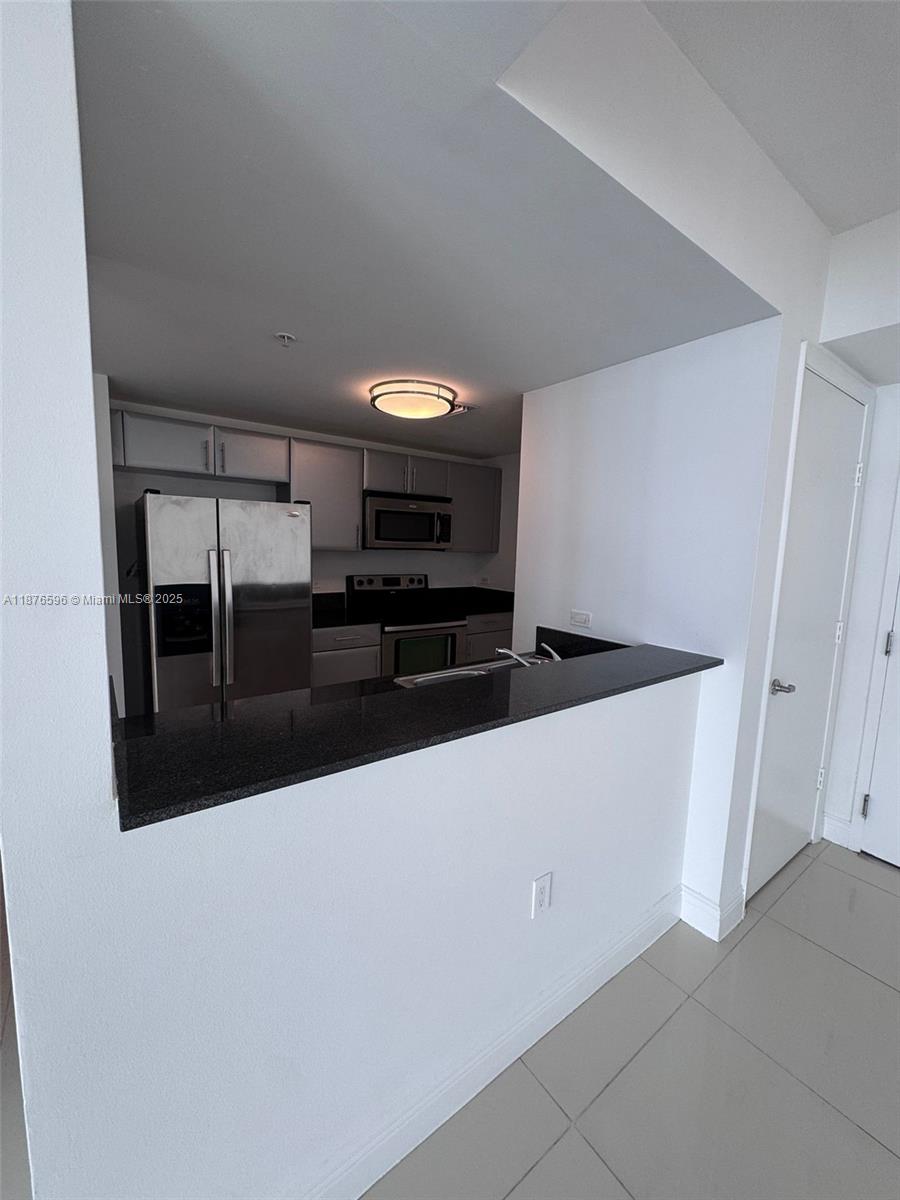 TERRAZAS RIVERPARK VILLAG - Residential