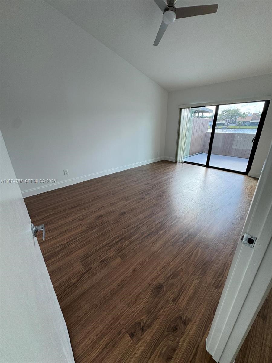 TWIN LAKES GARDENS - Residential Lease