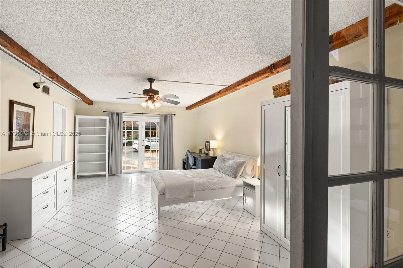 PEPPERWOOD - Residential