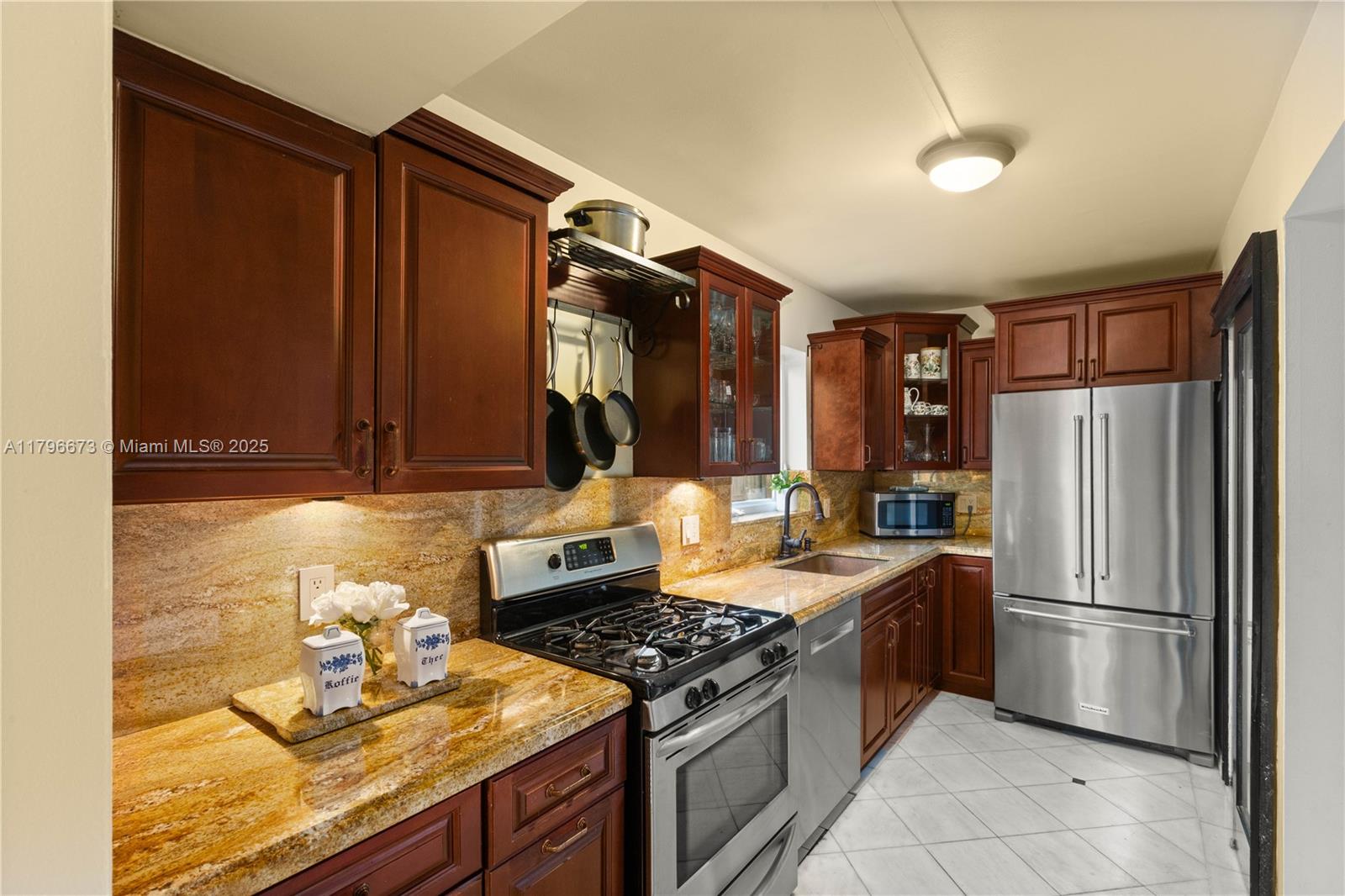 PEPPERWOOD - Residential